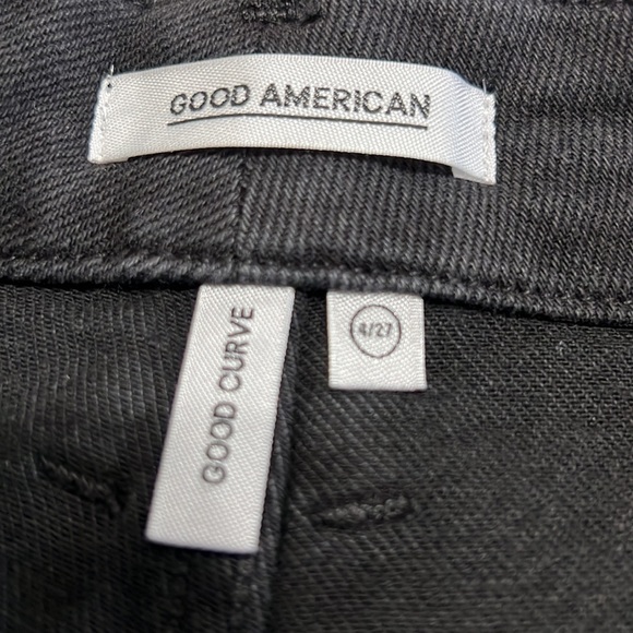 NWT Good American Good Curve Distressed Crop Jeans Black Size 4/27 - Picture 6 of 13
